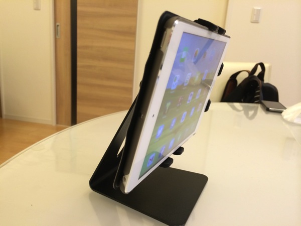 iPad miniやNexus7に最高の7インチタブレットスタンドB079 IPA07のレビュー